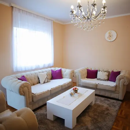 Lux11 Apartman